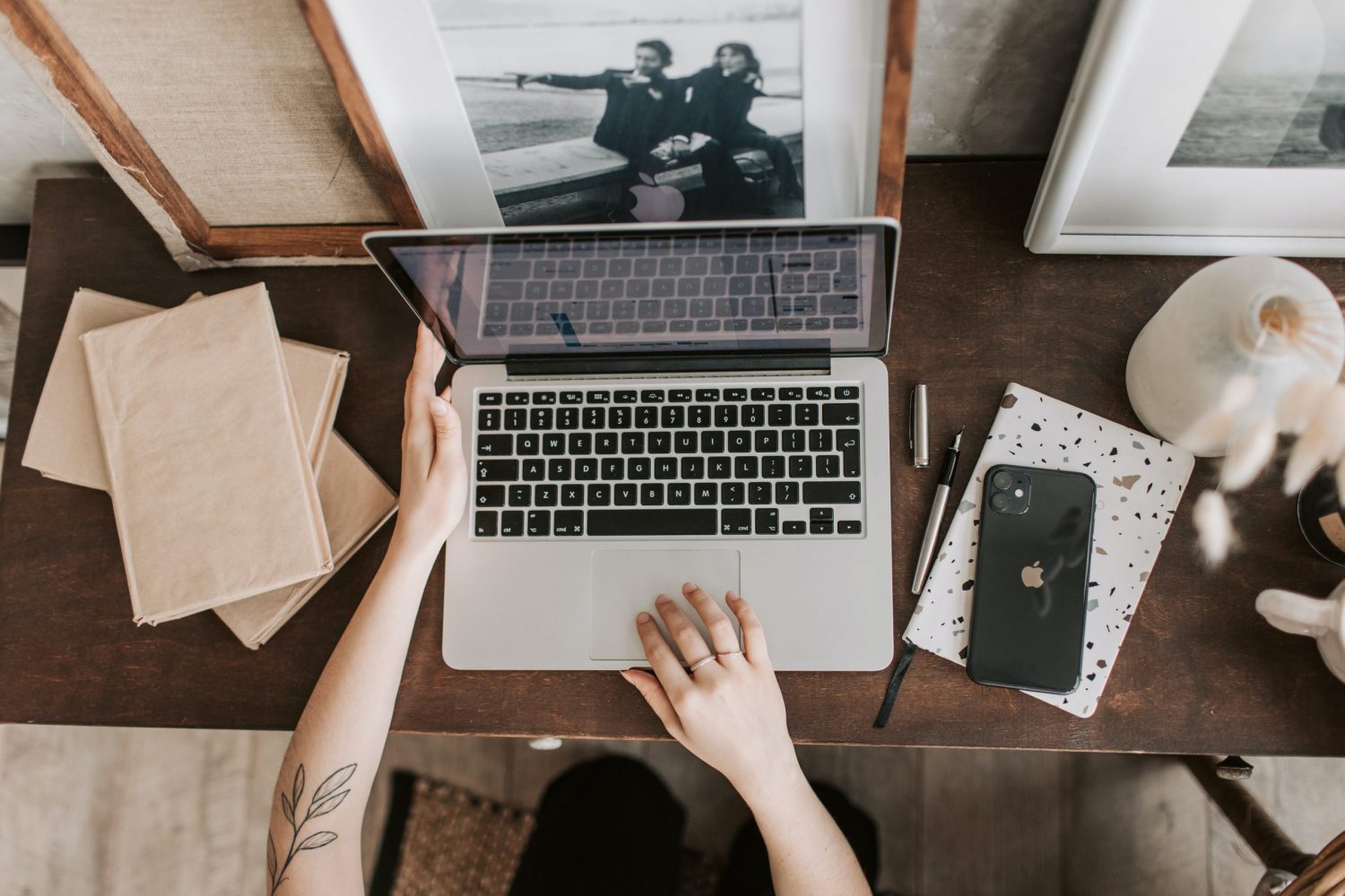 8 Essential Elements of an Editorial Style Guide
